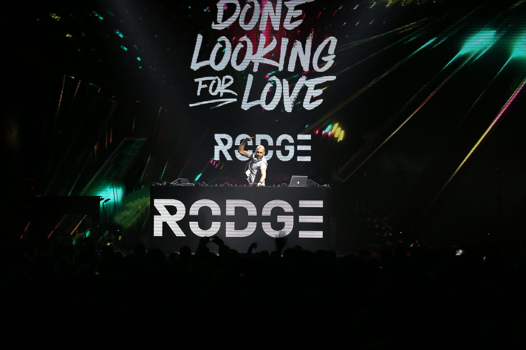Rodge live show